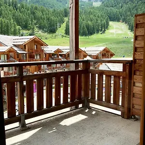 4 Personnes 1800 Au Pied Des Pistes Appartement